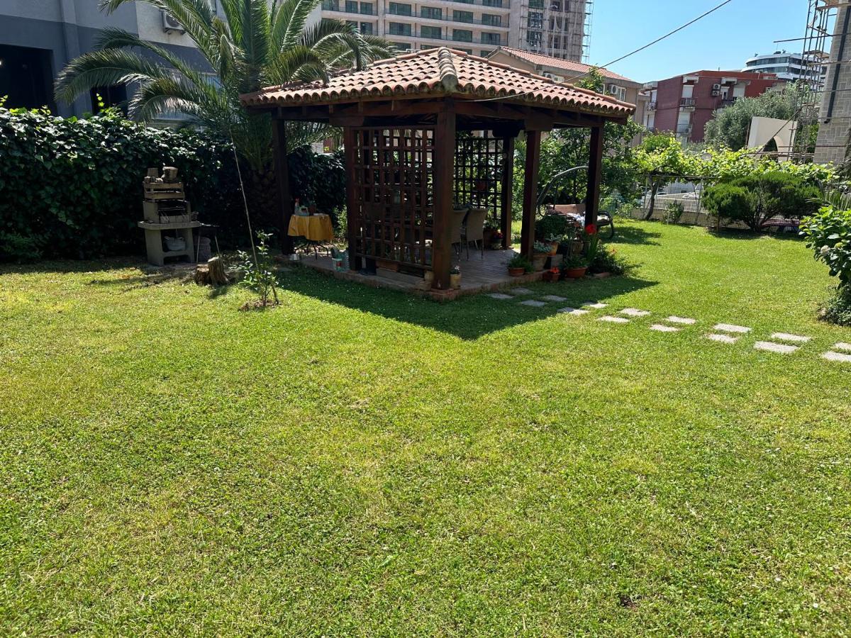 Holiday Home Vesna Budva Exteriör bild